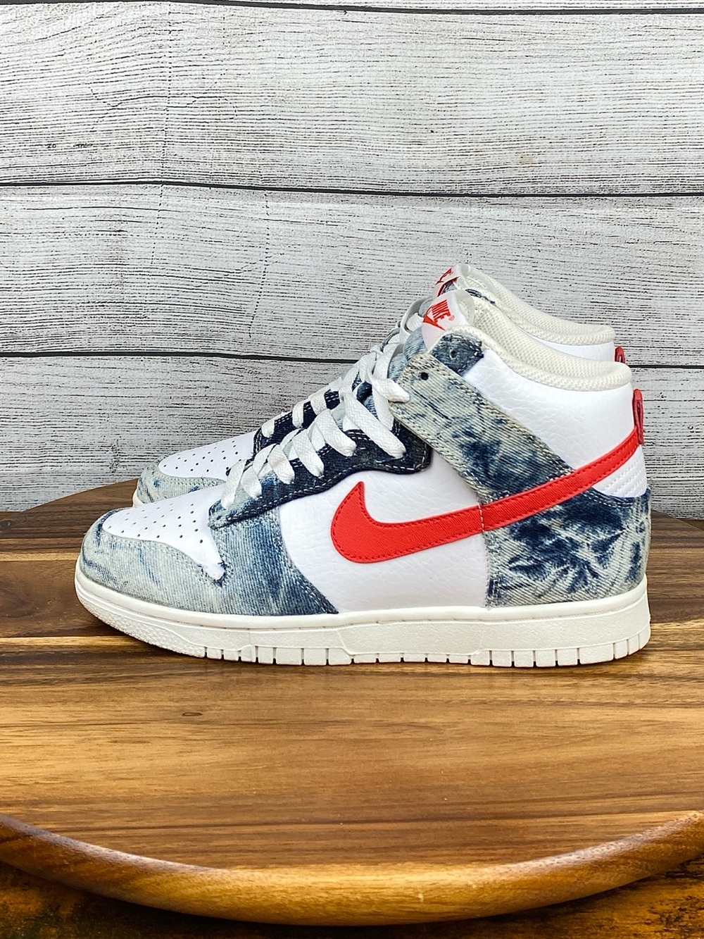 Nike Dunk High Washed Denim Pack Red Swoosh Shoes DV2181-900 Women’s Size 8